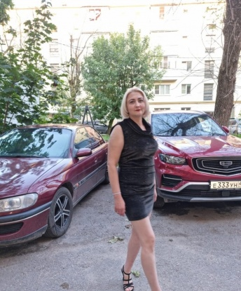 Приглашаю тебя в мир наслаждений, где твои самые сокровенные фантазии станут реальностью. У меня есть все, чтобы сделать тебя счастливым: чувственный массаж, горячий стриптиз и многое другое. Мои услуги неповторимы, а каждое наше свидание - это праздник, который запомнится надолго. Моя фотография оставляет без слов, а отзывы моих довольных клиентов говорят сами за себя. Жду тебя в моей уютной квартире в самом центре Москвы. Давай сделаем эту встречу по-настоящему незабываемой! 💋🌟 Марусичка